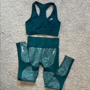 DOYOUEVEN Green Activewear Set